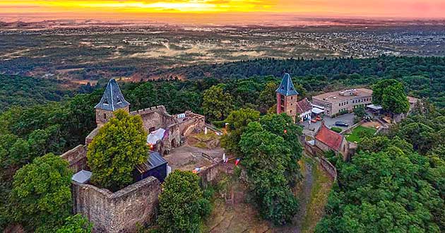 Gruseldinner Zauberdinner Burg Darmstadt Hessen Darmstadt Bensheim Frankfurt am Main Mainz Mannheim Wiesbaden Heidelberg